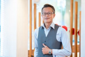 Ông Naoki Ariga đặt ra khá nhiều yêu cầu kỹ lưỡng cho việc bảo vệ sức khỏe