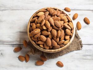 Hạnh nhân /// SHUTTERSTOCK