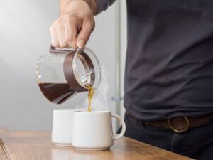 Đừng uống cà phê trước khi ăn sáng /// SHUTTERSTOCK