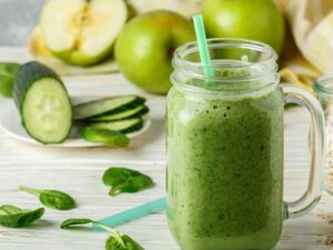 Dưa chuột và nước ép dưa chuột  /// Ảnh: Shutterstock