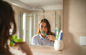 Các chuyên gia đã kết luận: Nên đánh răng trước khi ăn sáng! /// Ảnh minh họa: Shutterstock