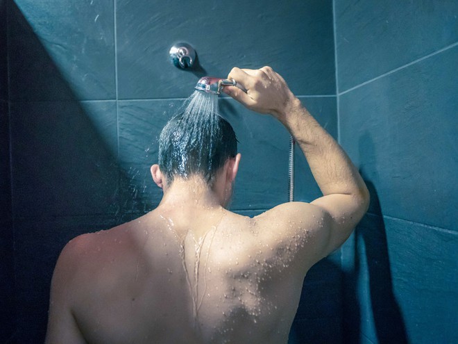 tam_ixxn Không tắm quá lâu trong những ngày rét đậm /// SHUTTERSTOCK