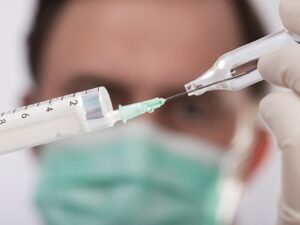 Một mũi thuốc trị giá 1,7 triệu bảng Anh (hơn 54 tỉ đồng) có thể ngăn chặn bệnh suy yếu cơ bẩm sinh của bé Edward /// Ảnh minh họa: Shutterstock