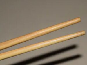 Một phụ nữ trẻ bị đũa cắm trong xoang mũi khoảng một tuần sau khi ẩu đả với em gái trên bàn ăn /// Ảnh minh họa: Shutterstock