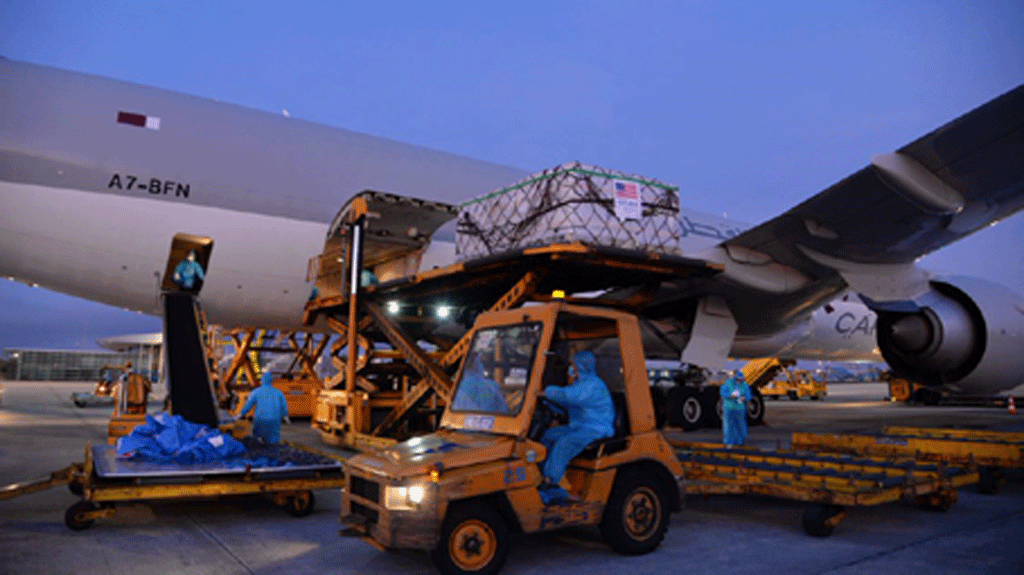 1 triệu liều vắc xin Covid-19 do Chính phủ Mỹ viện trợ về đến TP.HCM và Hà Nội trong các ngày 26 - 27.8 /// ẢNH TỔ CHỨC Y TẾ THẾ GIỚI CUNG CẤP